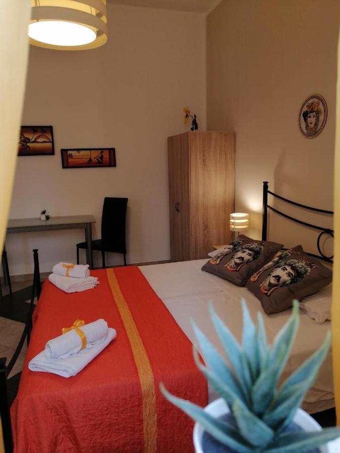 B & B Jasmine Santa Teresa di Riva Kültér fotó