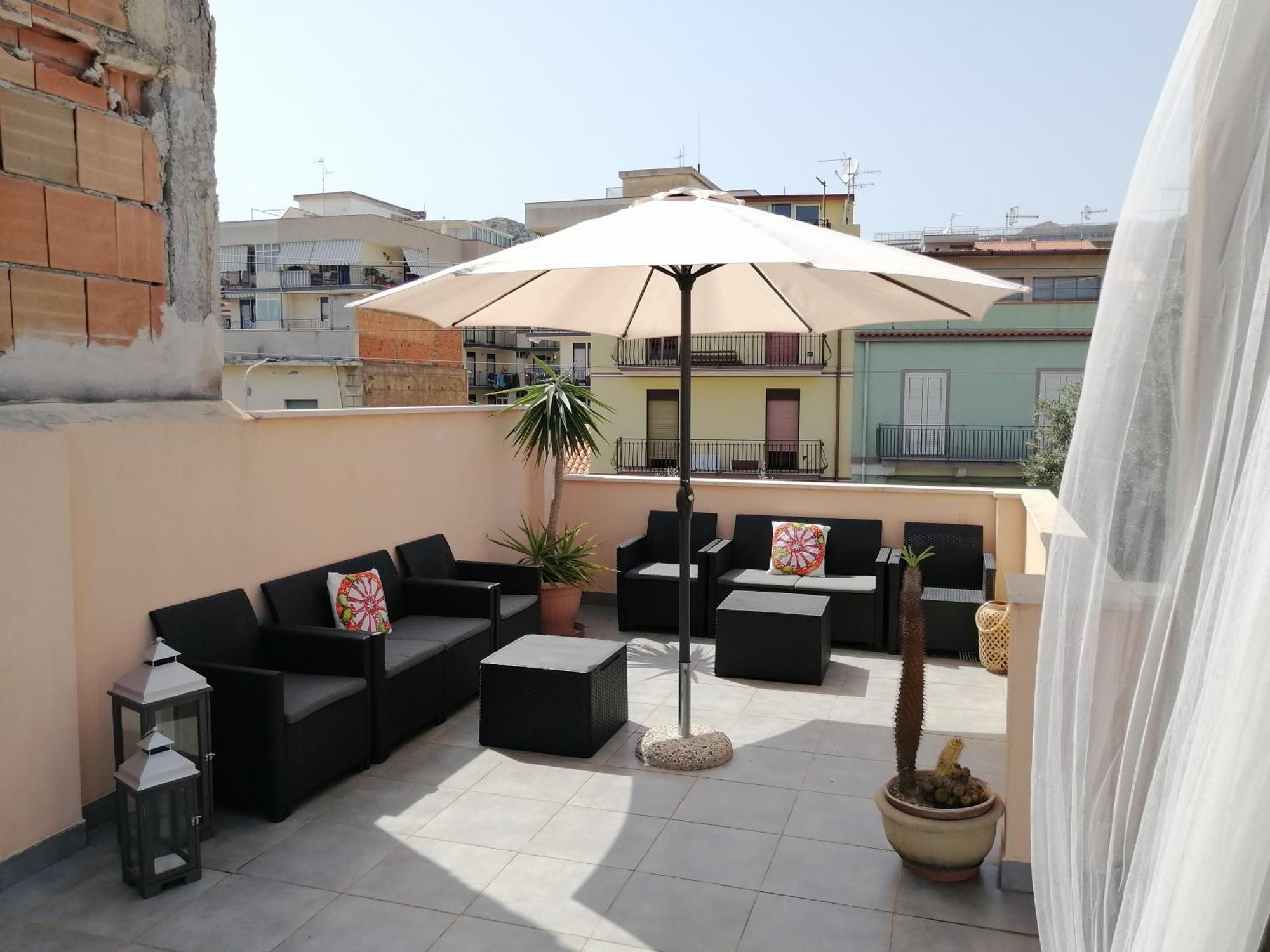 B & B Jasmine Santa Teresa di Riva Kültér fotó