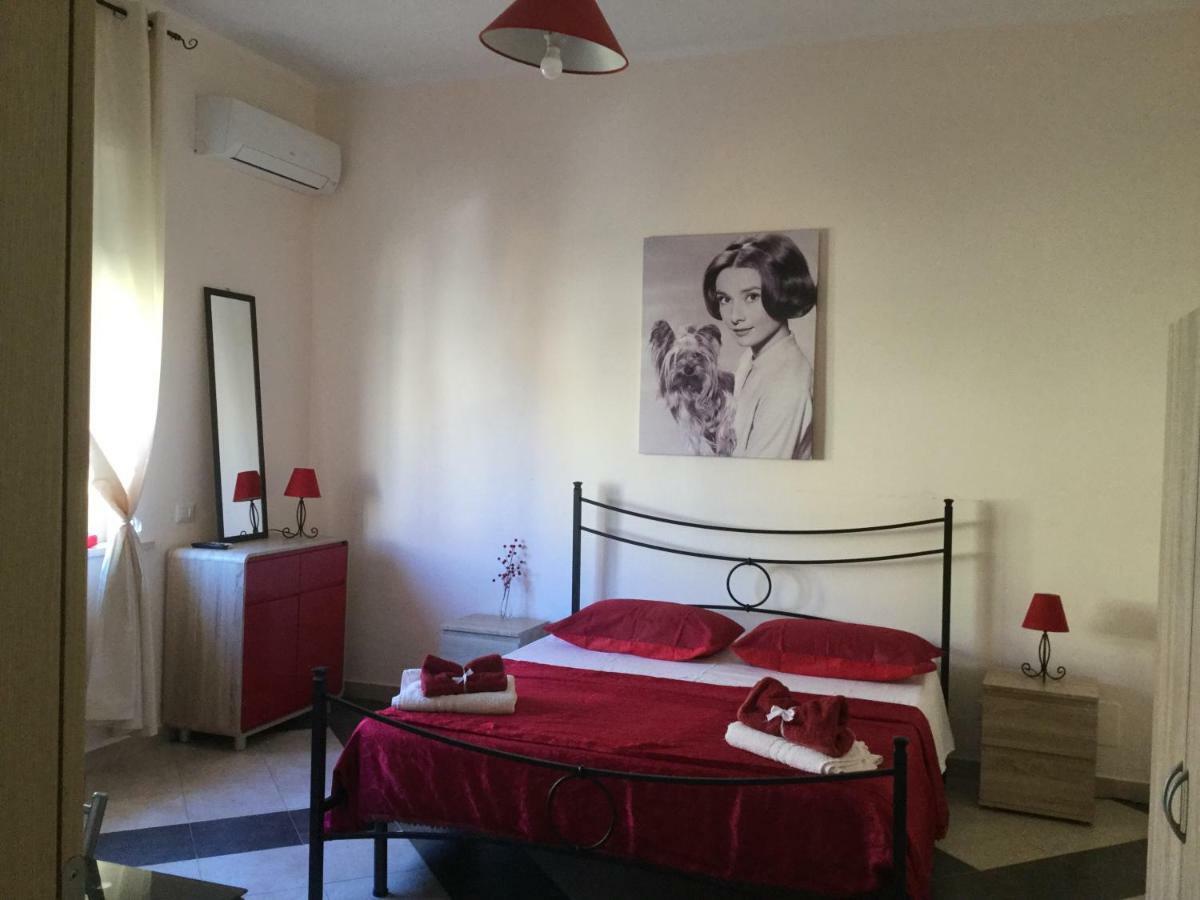 B & B Jasmine Santa Teresa di Riva Kültér fotó